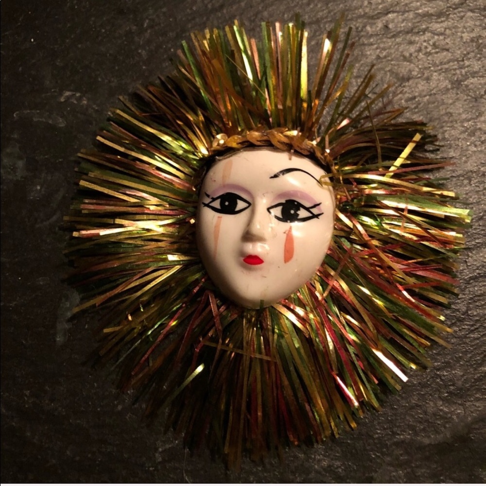 Vintage Tinsel Clown Brooch Pin - Picture 5 of 8